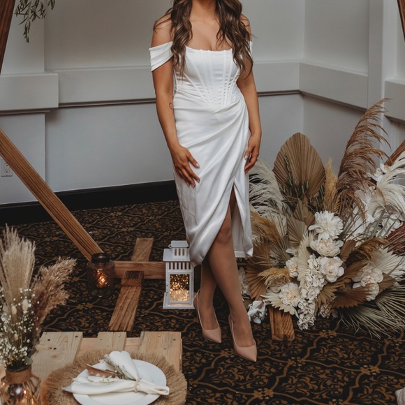 Draped Shoulder Satin dress made like a Corset Bustier. Midi Dress One Side - Picture 2 of 2